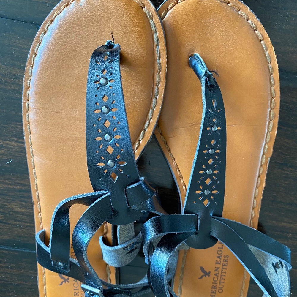 American Eagle Thong Sandals